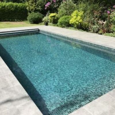 Luxe Tilestone Pool